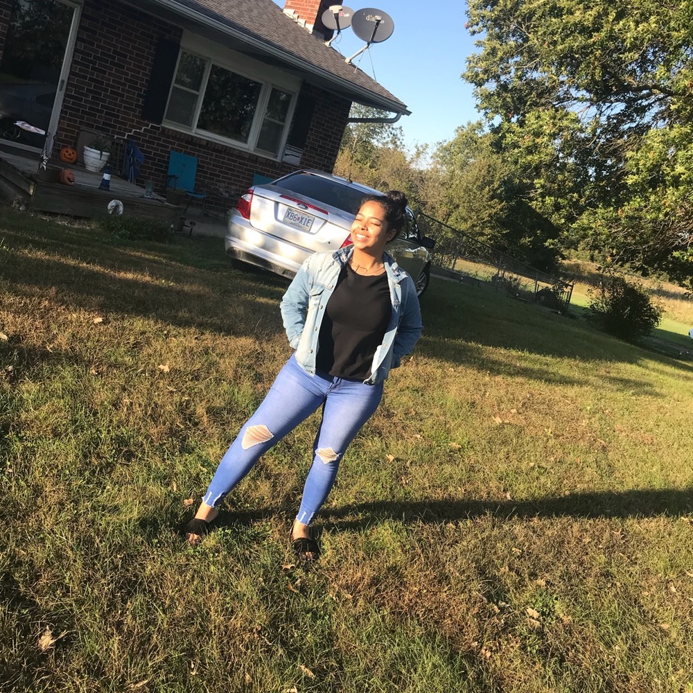 Meet your Posher, Allesea